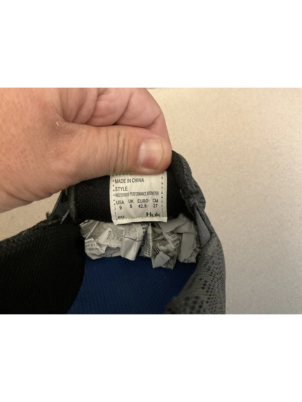New! Mens HUK Performance Brewster Grey Slip On Causal Shoes. Size 9. Nice!!!
